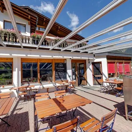 Catrina Lodge 3* Disentis